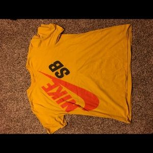 XL Nike sb shirt